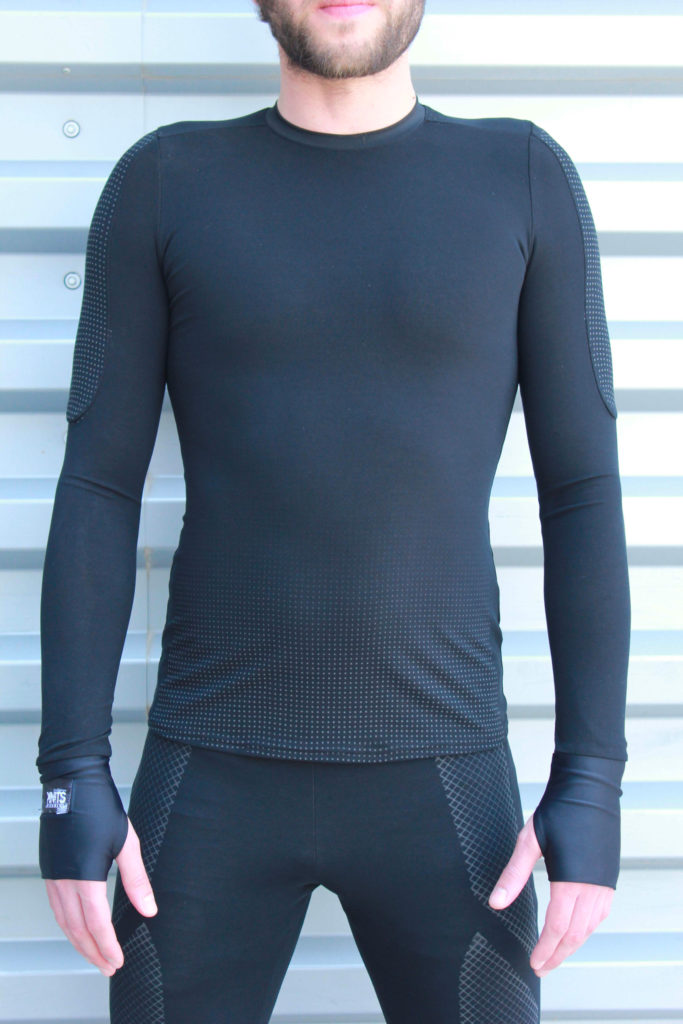 Inner men long-sleeve shirt in Knitwear design. Outfits designed by Meidea for Intelligence Knits Jeanologia's collection