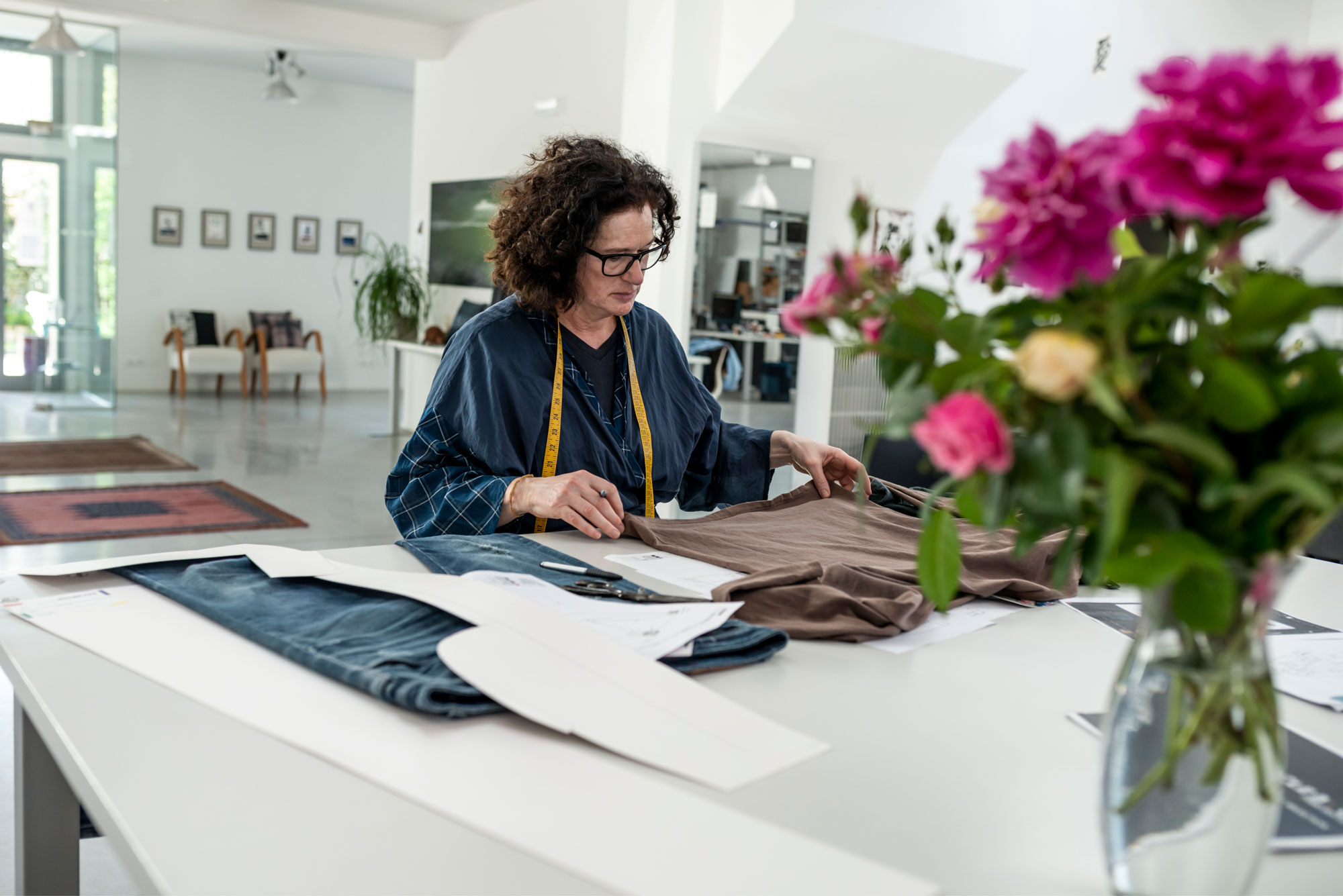 meidea-the-circle-book-3-profile-8